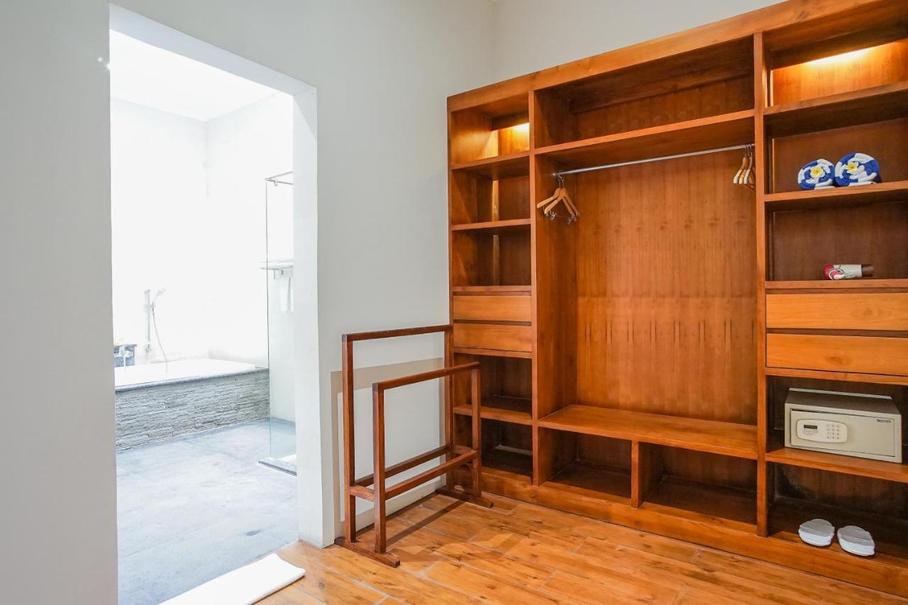 Kerobokan Jiwanta Villa מראה חיצוני תמונה
